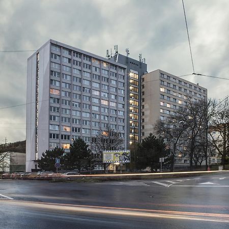 Хостел Koleje Ujep Усти-над-Лабем Экстерьер фото